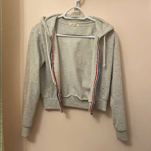 Cropped zip up - Picture 1 of 3